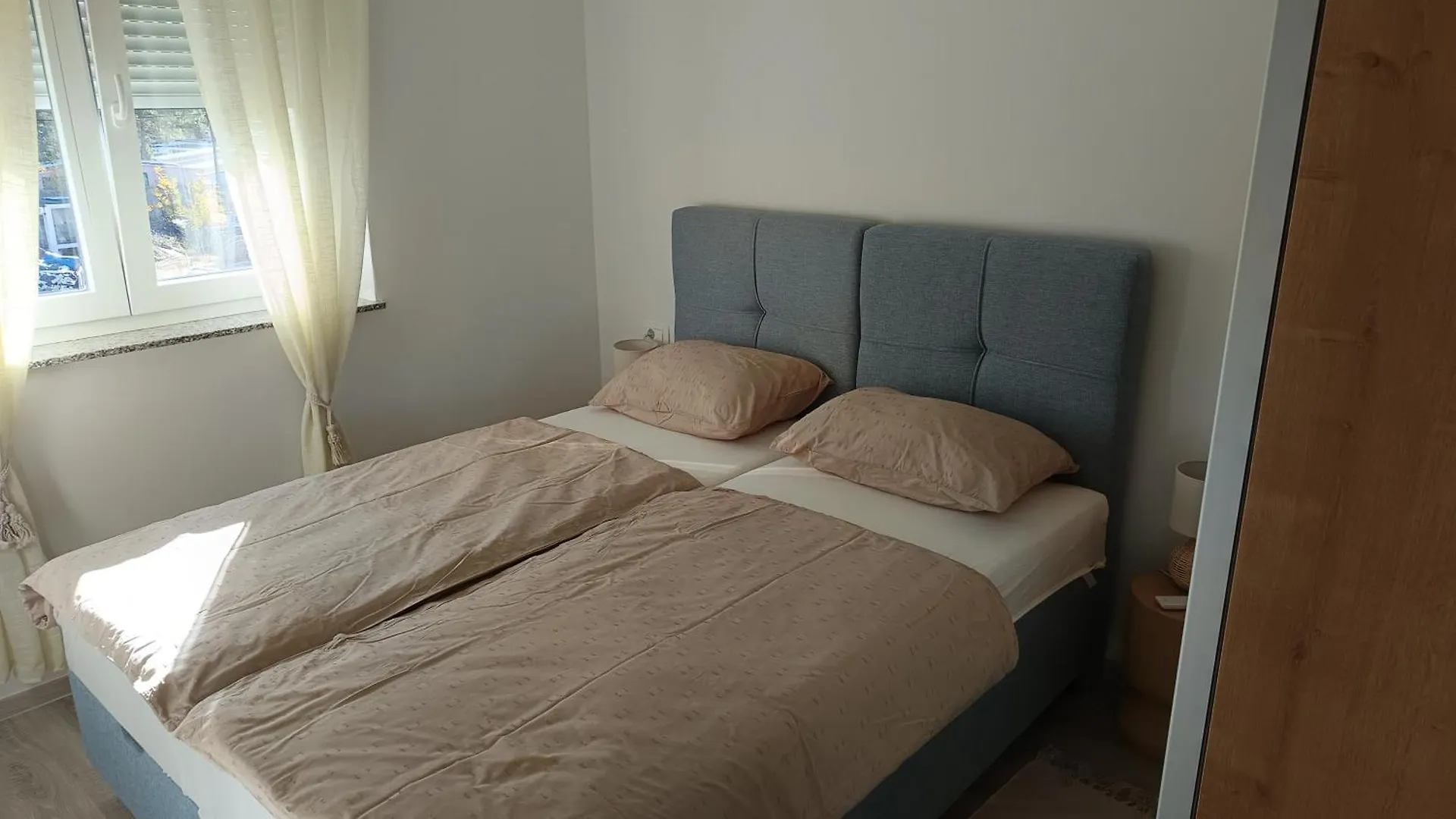 Cozy Apartment Bili Привлака 0*,
